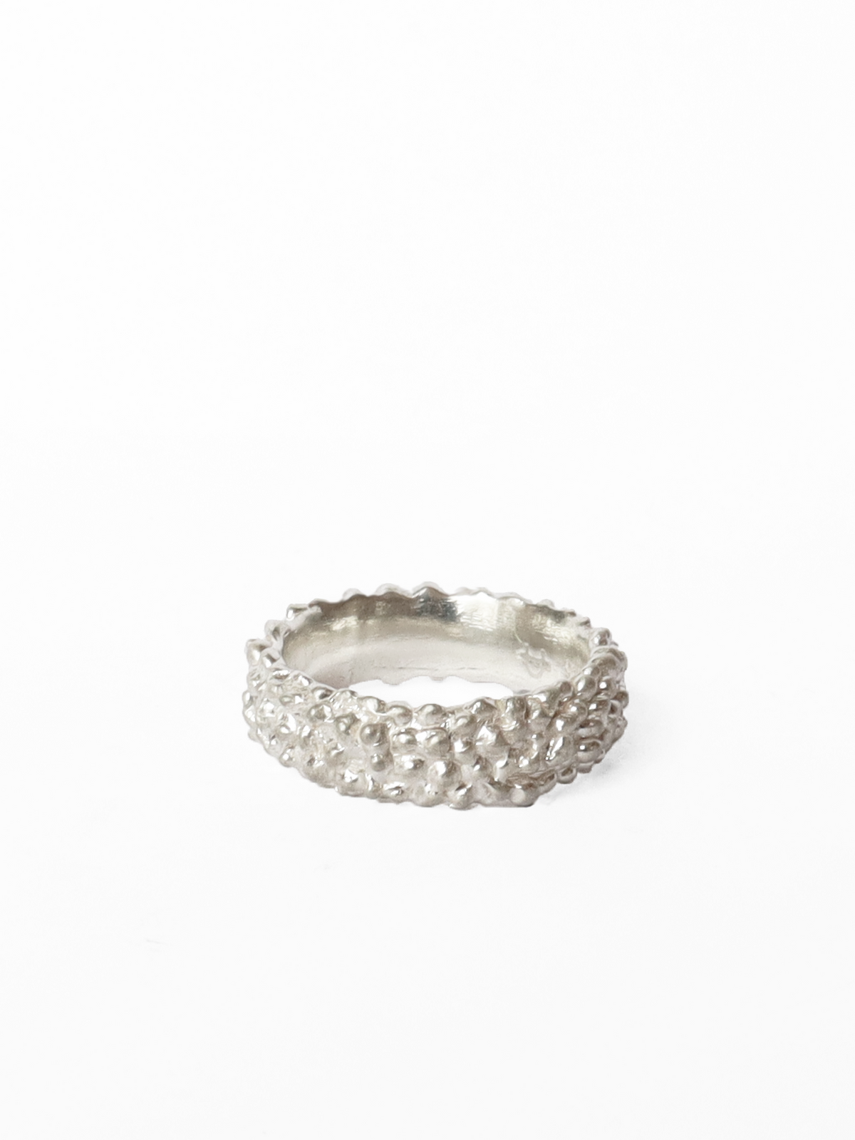 Anillo bolitas delgado