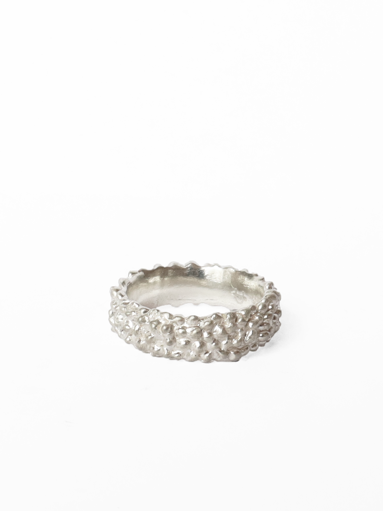 Anillo bolitas delgado